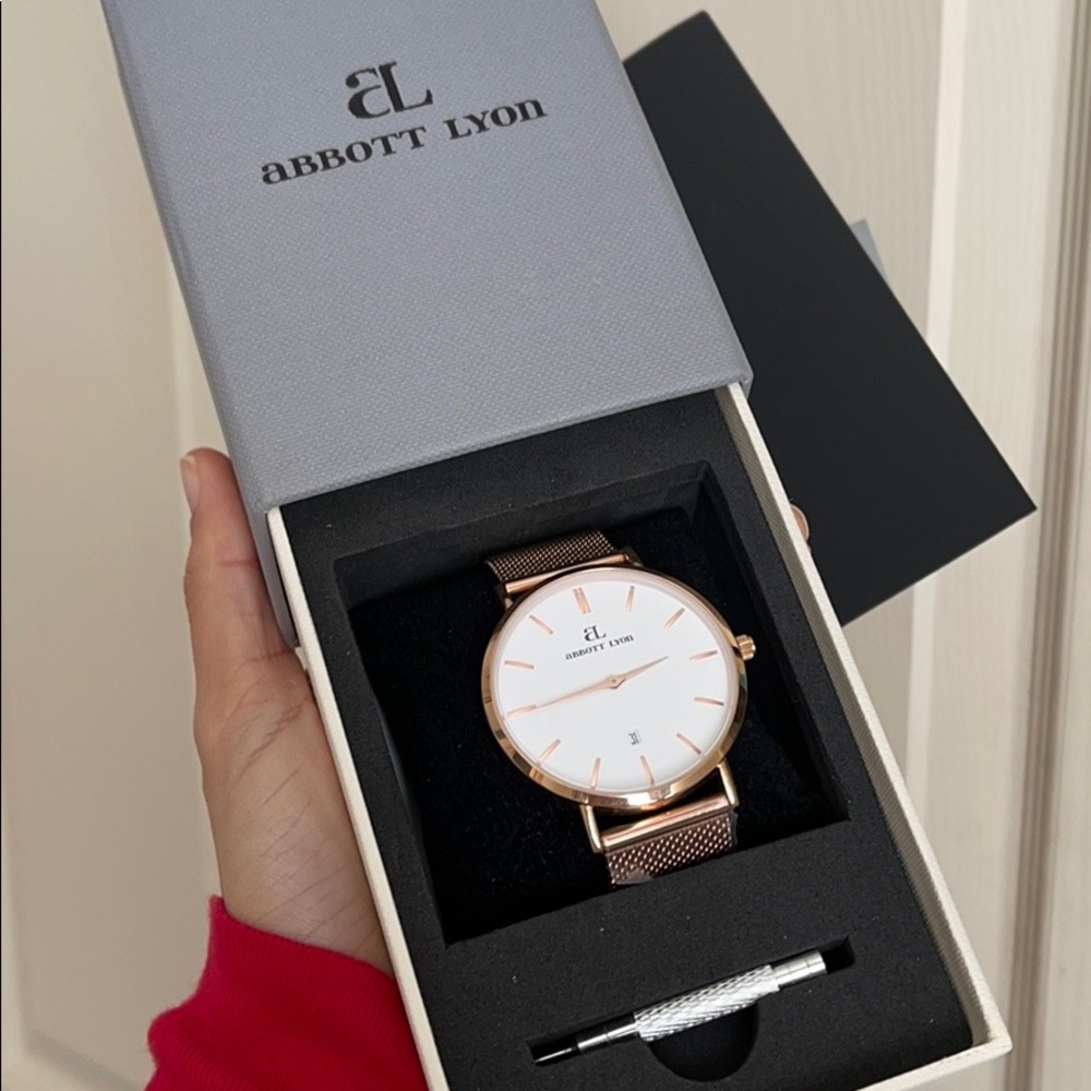 NEW Rose Gold Chain White Kensington 40